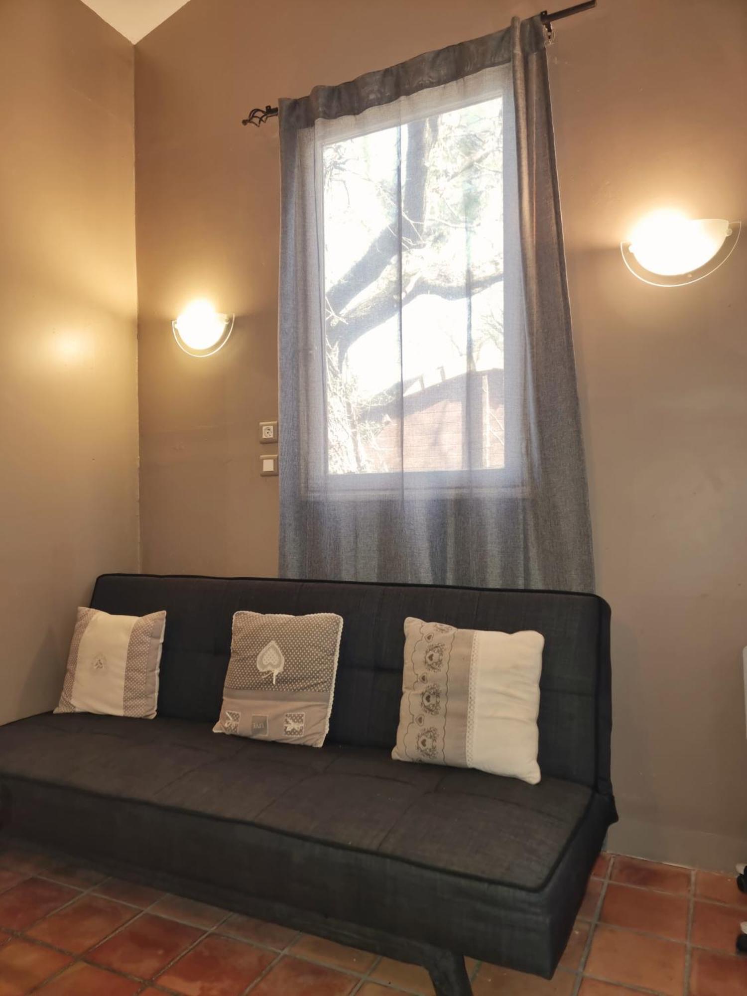 Apartamento Pousterle De Sabran - Piscine & Hammam Habitación foto