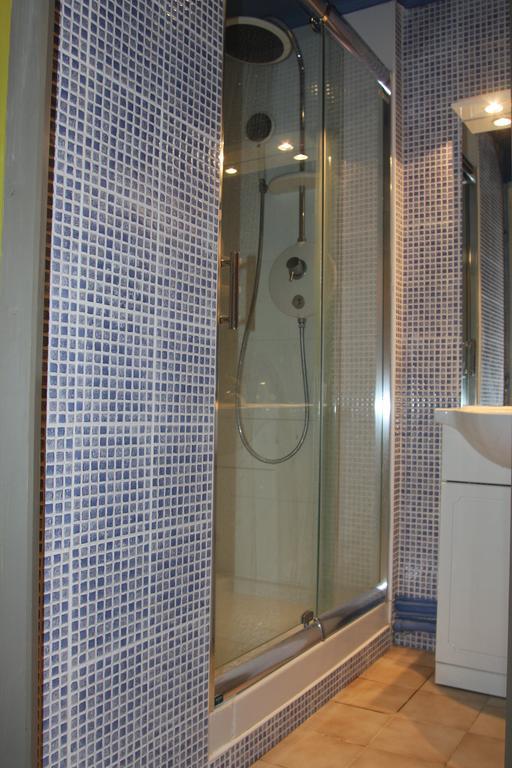 Apartamento Pousterle De Sabran - Piscine & Hammam Exterior foto