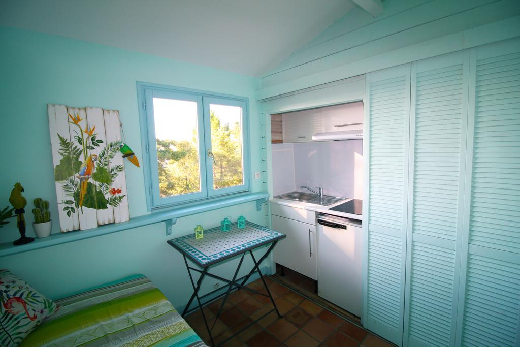 Apartamento Pousterle De Sabran - Piscine & Hammam Exterior foto